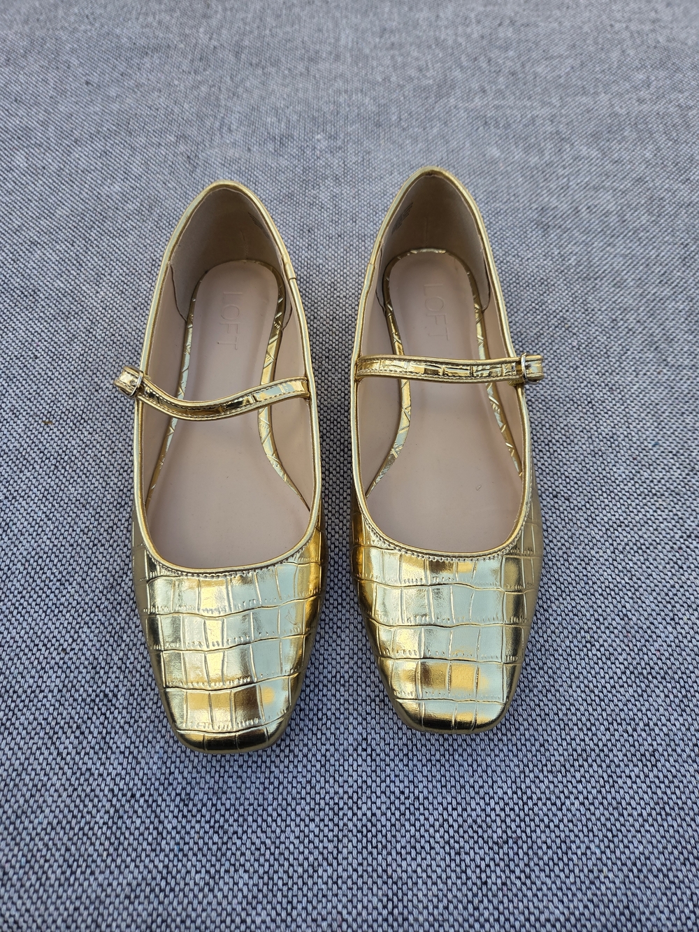 LOFT Gold Croc Embossed Mary Jane Flats Size‎ 7.5
